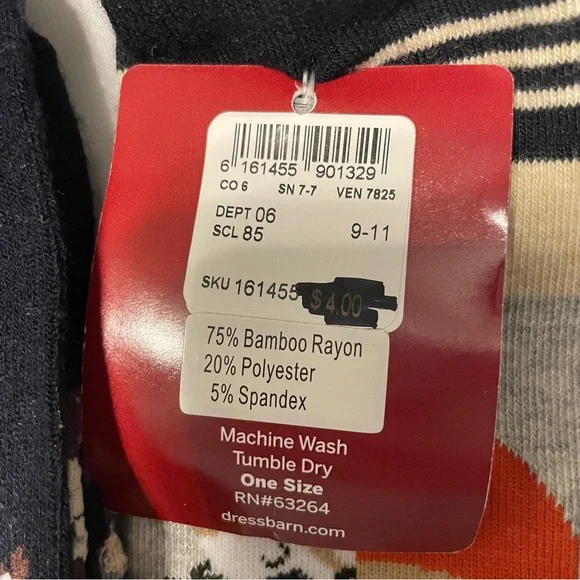 Dressbarn socks - Picture 3 of 3